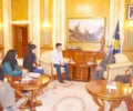 Kryekuvendari Krasniqi priti  nj&euml; grup student&euml;sh nga Universiteti i Nju-Jorkut n&euml; Tiran&euml;