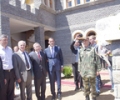 Kryeparlamentari Krasniqi mori pjes&euml; n&euml; p&euml;rurimin e Kull&euml;s s&euml; d&euml;shmorit Ilaz Kodra dhe zbulimin e bustit t&euml; tij