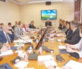 Takim i p&euml;rbashk&euml;t i kryeparlamentarit Krasniqi dhe Komisionit p&euml;r Sh&euml;ndet&euml;si..., me p&euml;rfaq&euml;sues t&euml; Qeveris&euml;, BB-s&euml; dhe pensionist&euml;ve