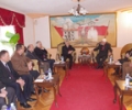 Kryekuvendari Jakup Krasniqi b&euml;ri homazhe te varri i Komandantit Legjendar, Adem Jashari