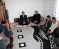 Kryetari i Kuvendit, Kadri Veseli, vizitoi familjen Jasharaj në Fushë Kosovë 