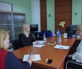 Kryetarja e Komisionit për Integrime Evropiane Emini, priti ambasadorin italian dhe atë kroate