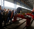 Kryetari Veseli mori pjesë në ceremoninë e lëshimit në punë të sistemit për prodhimin e tubave prej çeliku, në Fabrikën Exim Metal, në Shtime